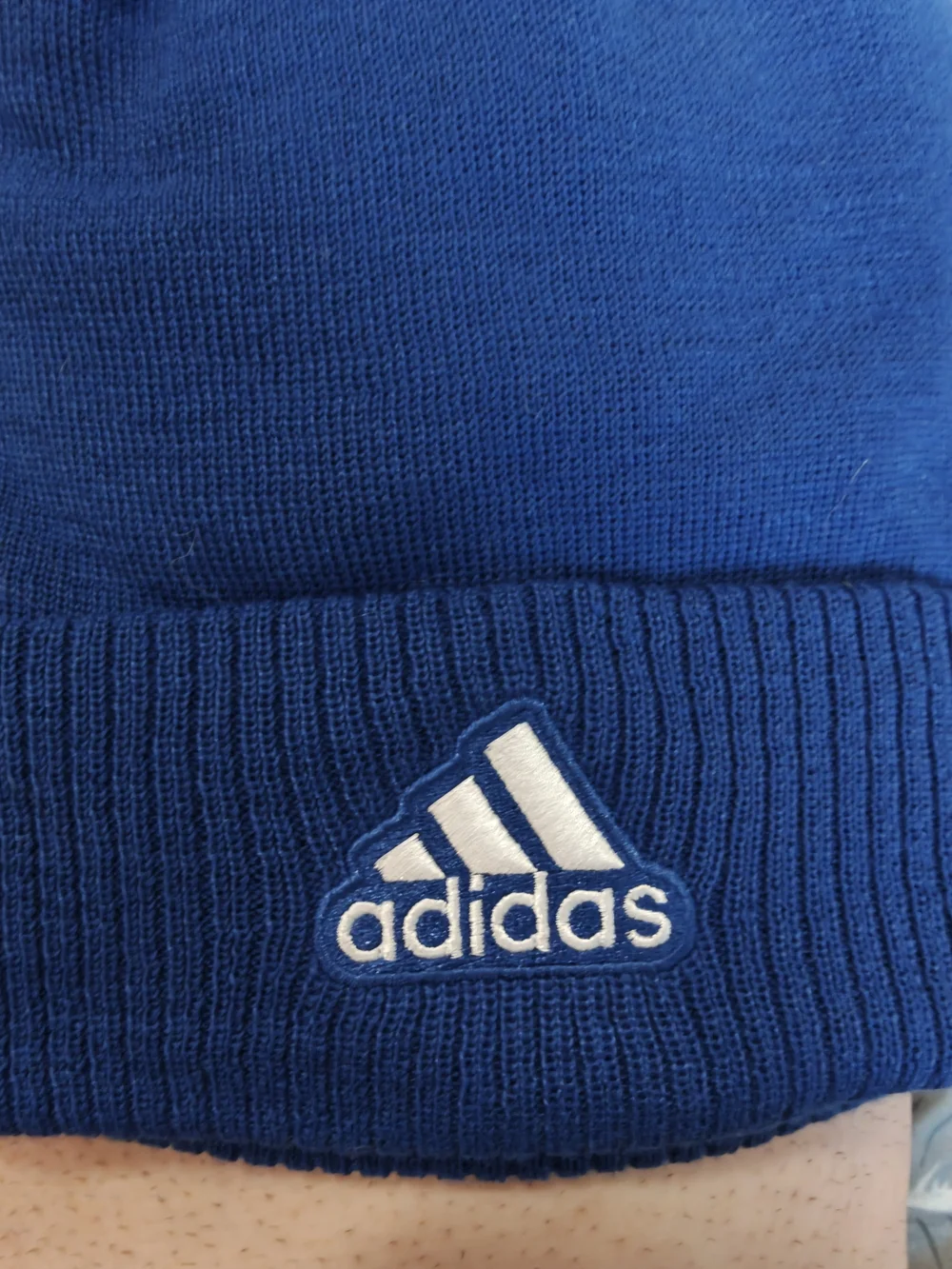 adidas knit pom